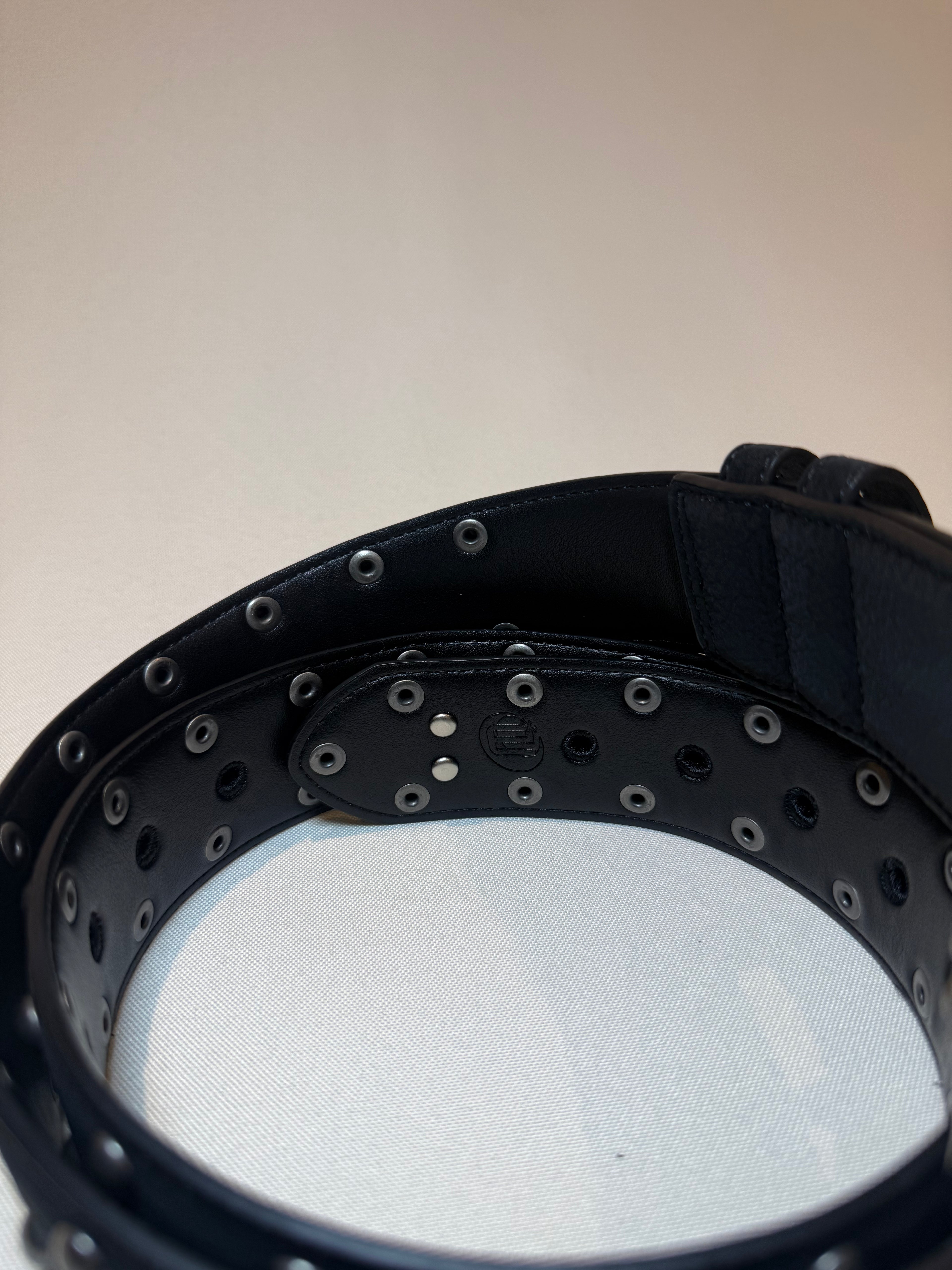Eterna Black Leather Belt